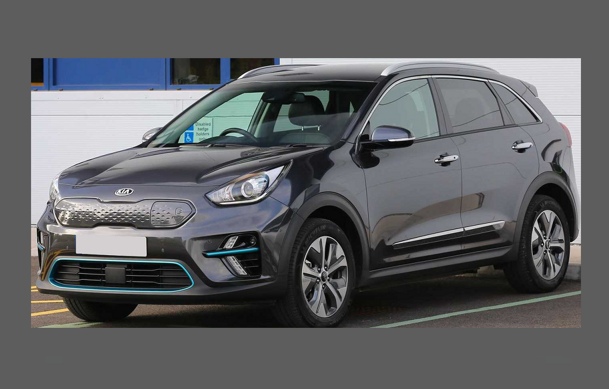 Kia E-Niro 2019-Present, Roof Front Sections CLEAR Paint Protection